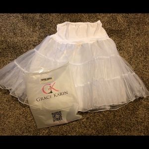 Grace Karin Petticoat size Medium